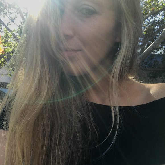 Hi! I'm Amanda :) - Picture 1 of 1